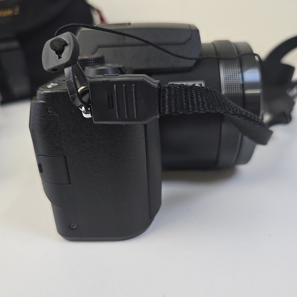 Panasonic Lumix DMC-FZ10 Camera 4.0 MP, 12x Optical Zoom Black Tested/Works - Picture 7 of 14